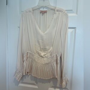Cream Women's Top peplum style